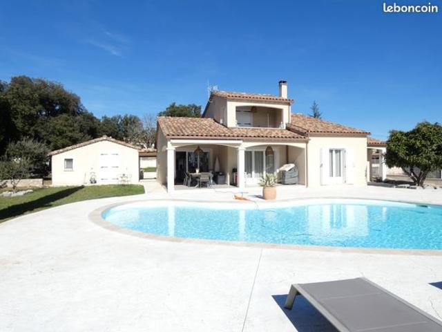 Maison 6 pièces 190 m²