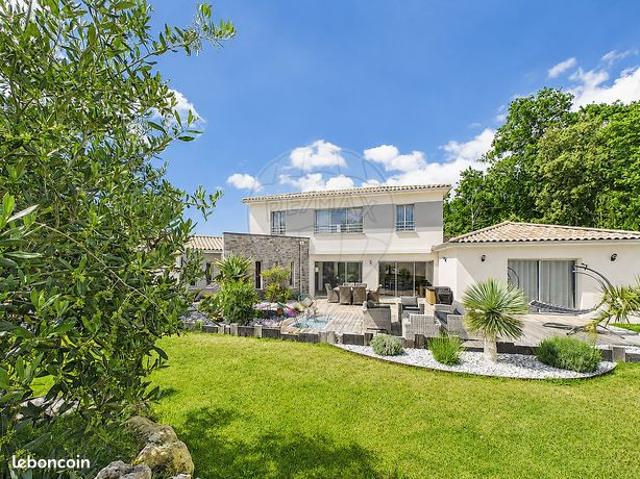 Maison 6 pièces 190 m²