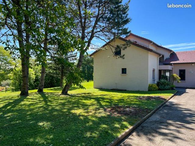 Maison 6 pièces 190 m²