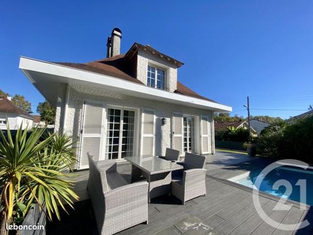 Maison 6 pièces 190 m²