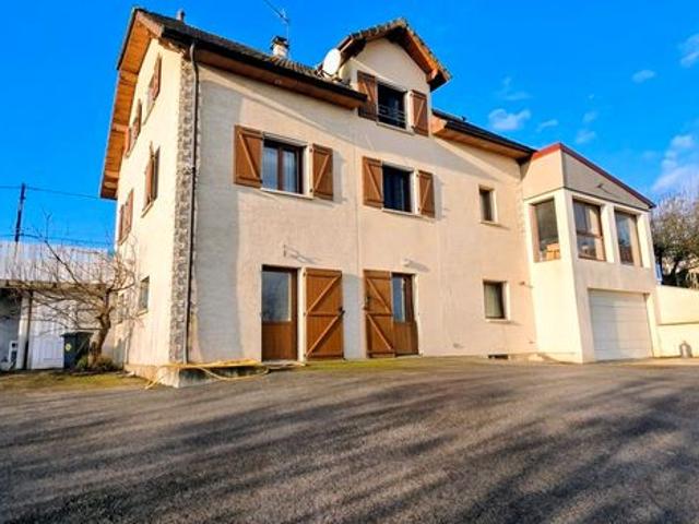 Maison 6 pièces 190 m²