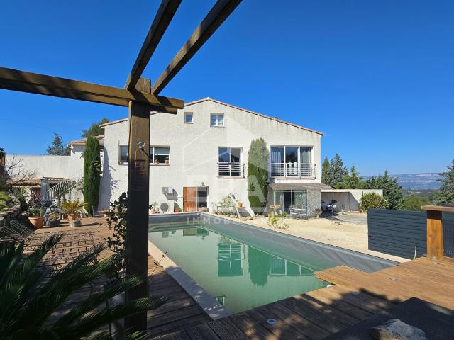 Maison 6 pièces 190 m²