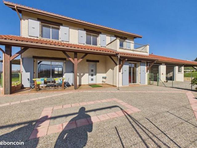 Maison 6 pièces 190 m²