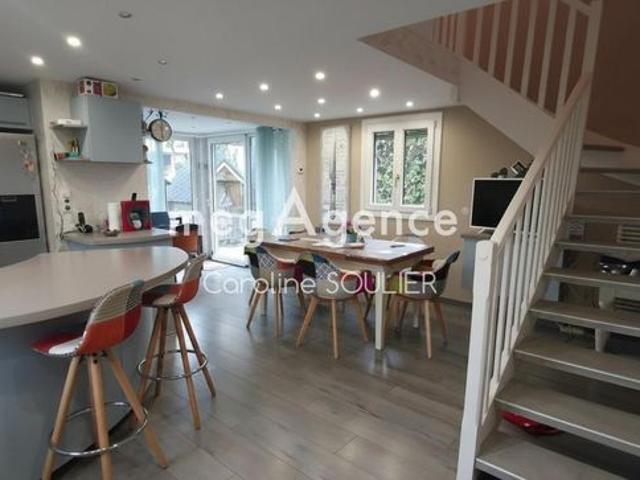 Maison 6 pièces 190 m²