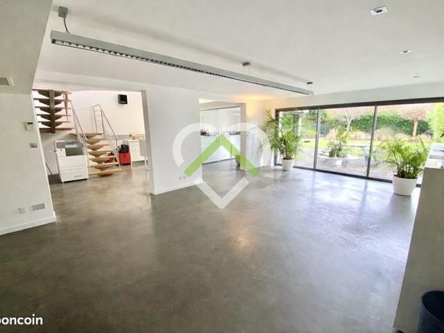 Maison 6 pièces 190 m²
