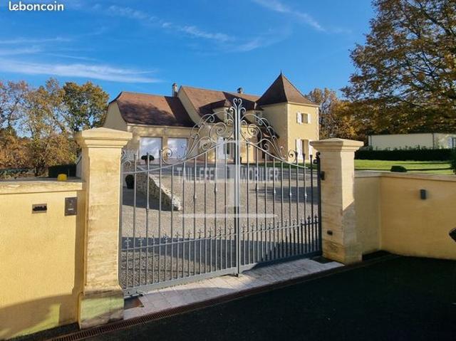 Maison 6 pièces 190 m²