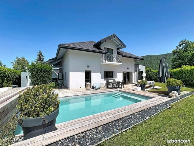 Maison 6 pièces 190 m²