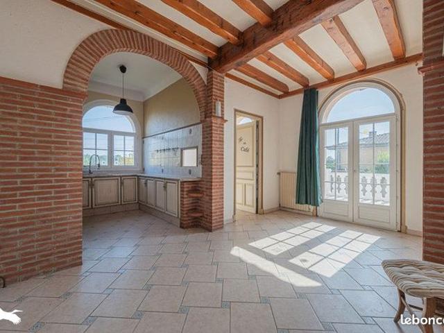 Maison 6 pièces 190 m²