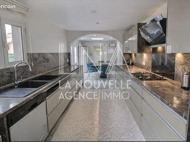 Maison 6 pièces 190 m²