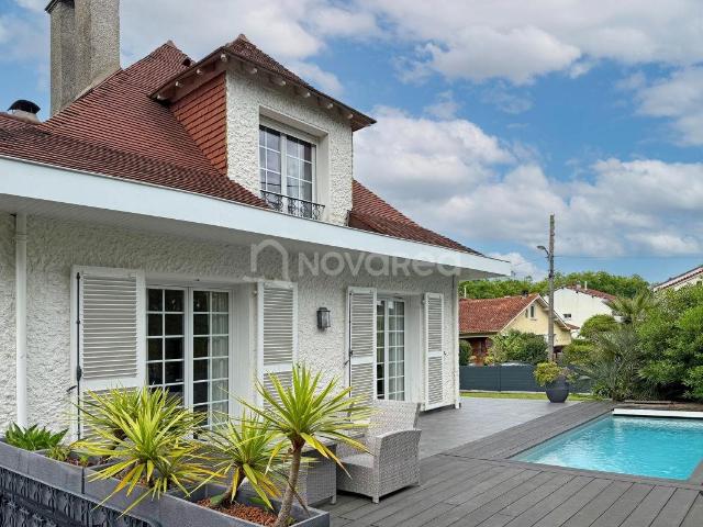 Maison 6 pièces 190m² Pau