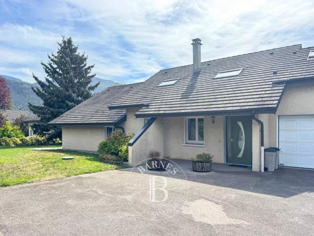 Maison 6 pièces 191 m²