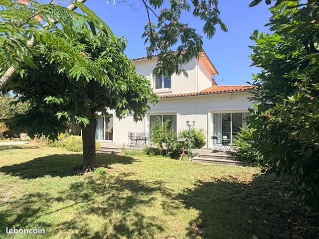Maison 6 pièces 191 m²