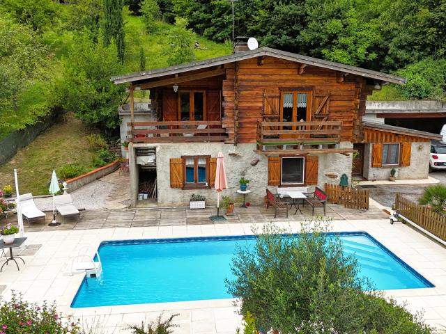 Maison 6 pièces 191 m²