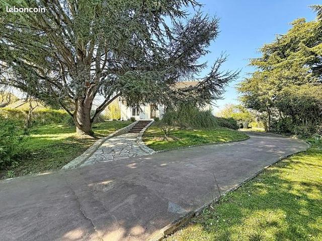 Maison 6 pièces 191 m²