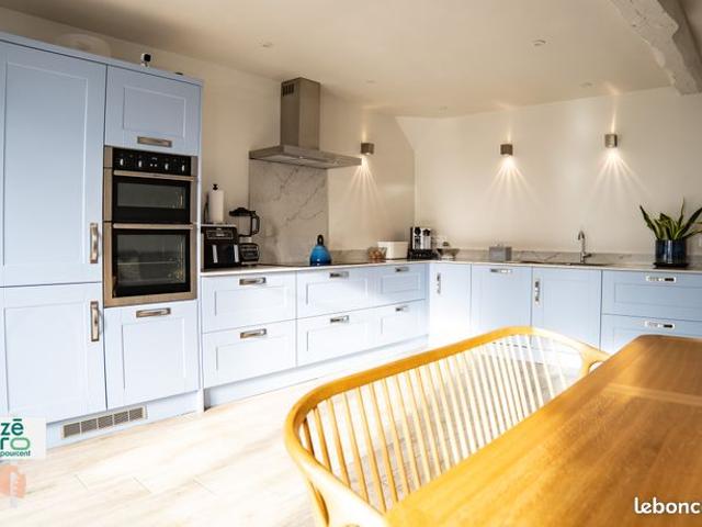 Maison 6 pièces 191 m²