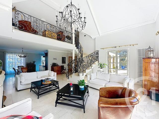 Maison 6 pièces 191 m²
