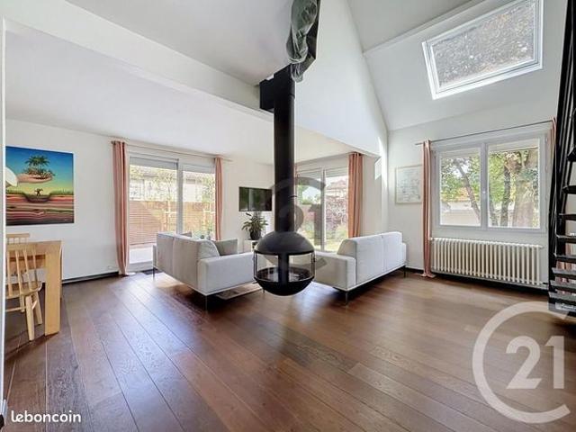 Maison 6 pièces 191 m²