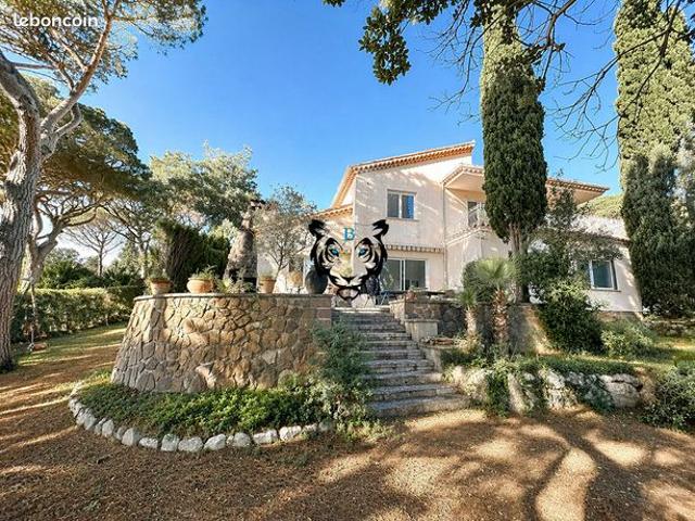 Maison 6 pièces 191 m²