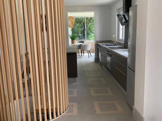 Maison 6 pièces, 191 m² à louer à Grenade 31330