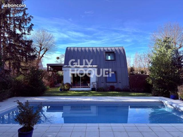 Maison 6 pièces 192 m²
