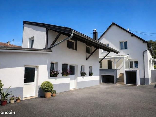 Maison 6 pièces 192 m²