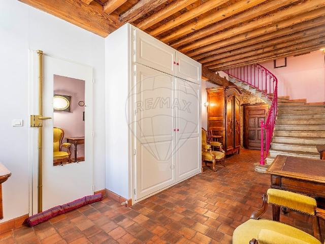 Maison 6 pièces 192 m²