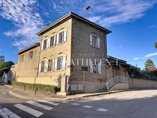 Maison 6 pièces 192 m²