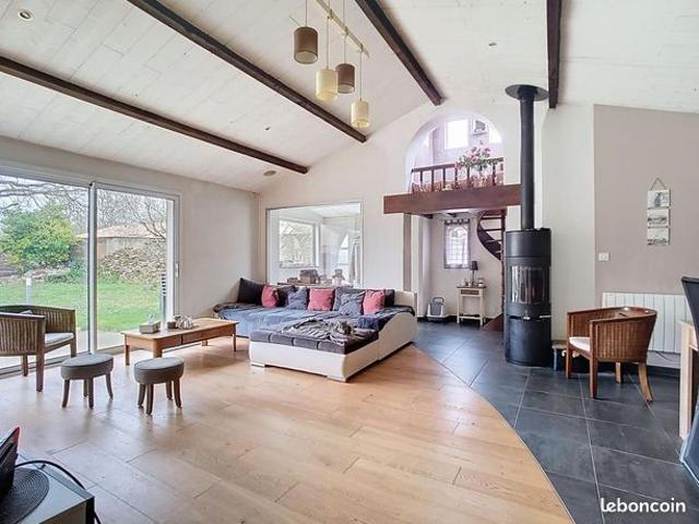 Maison 6 pièces 192 m²