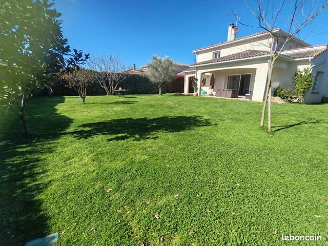 Maison 6 pièces 192 m²