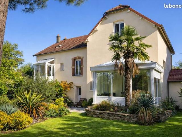 Maison 6 pièces 192 m²