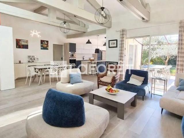 Maison 6 pièces 192 m²