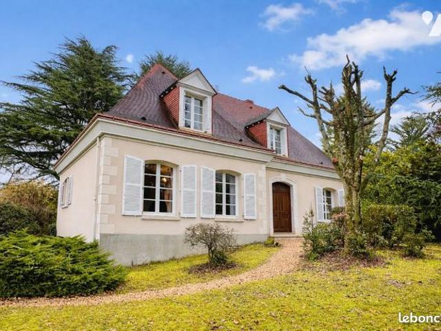 Maison 6 pièces 192 m²