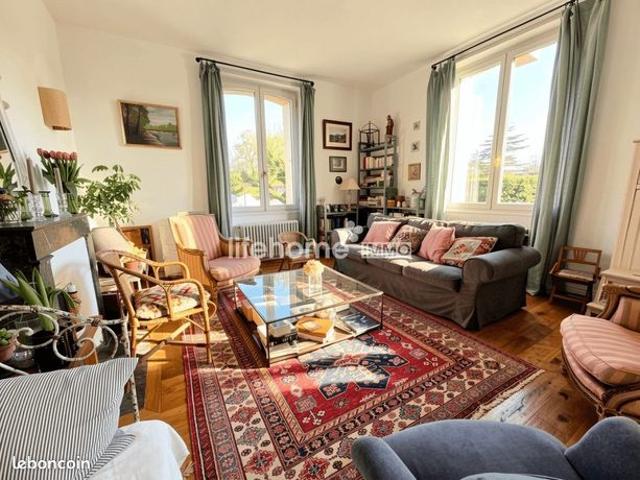 Maison 6 pièces 192 m²