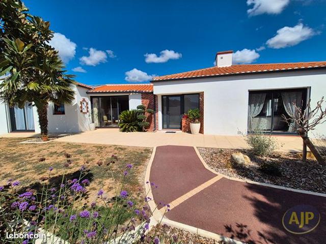 Maison 6 pièces 192 m²