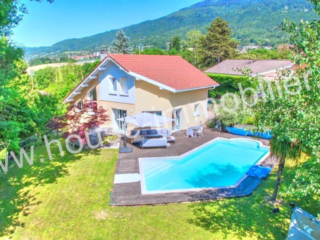 Maison 6 pièces 192 m²