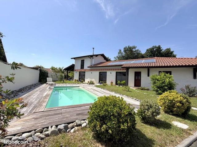 Maison 6 pièces 193 m²