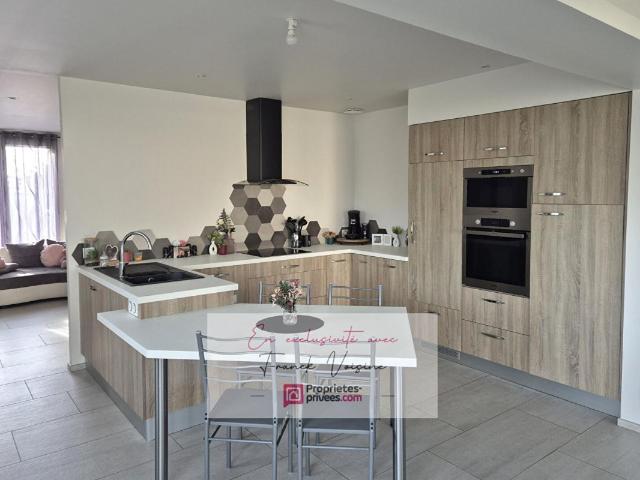 Maison 6 pièces 193 m²