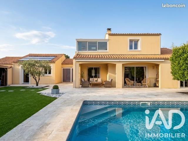 Maison 6 pièces 193 m²