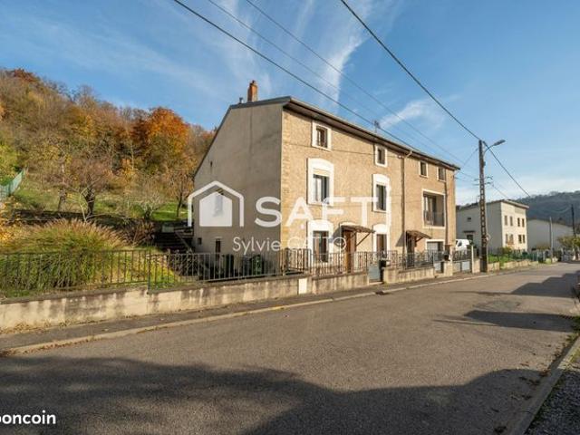 Maison 6 pièces 193 m²