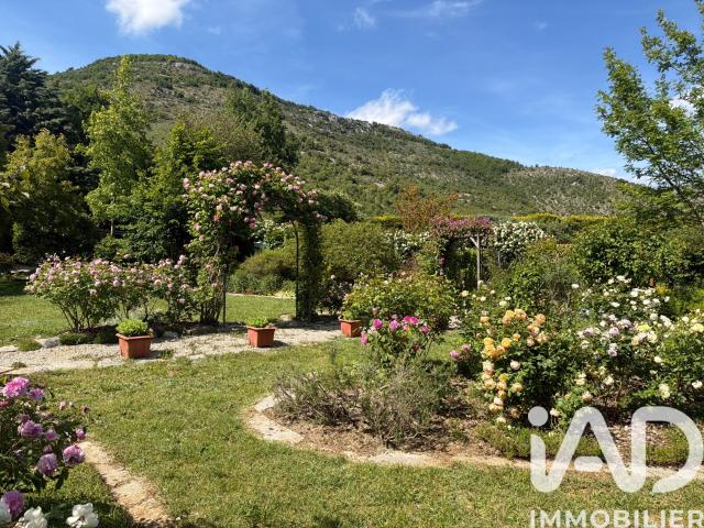 Maison 6 pièces 193 m²