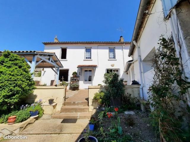 Maison 6 pièces 193 m²