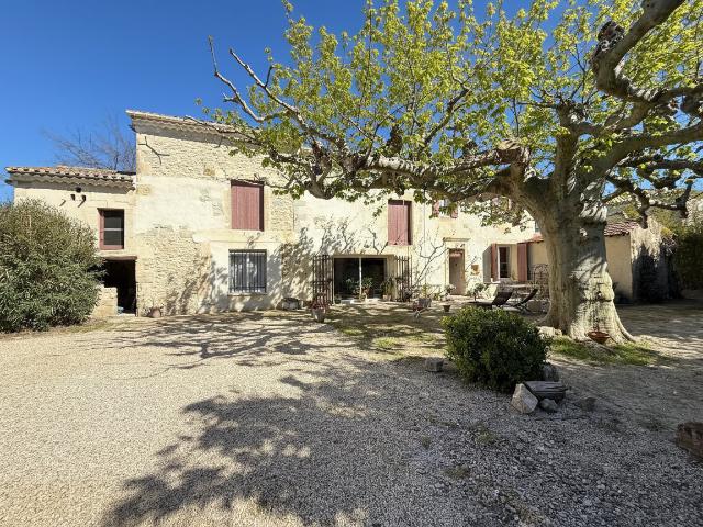 Maison 6 pièces 198 m²