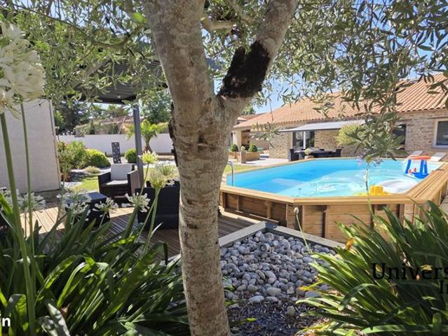 Maison 6 pièces 204 m²