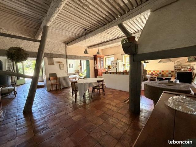 Maison 6 pièces 204 m²