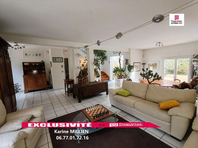 Maison 6 pièces 204 m²