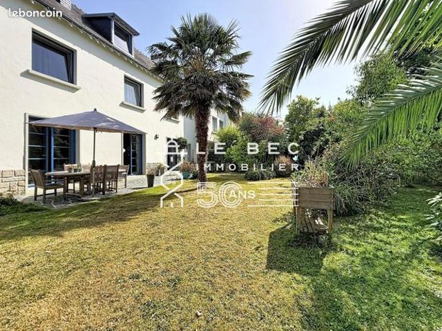 Maison 6 pièces 204 m²