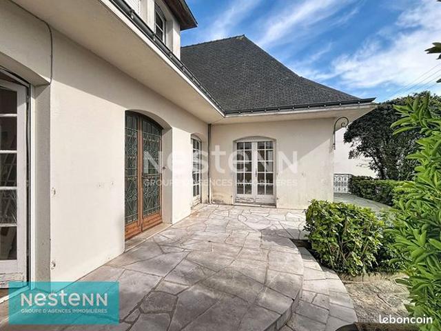 Maison 6 pièces 204 m²