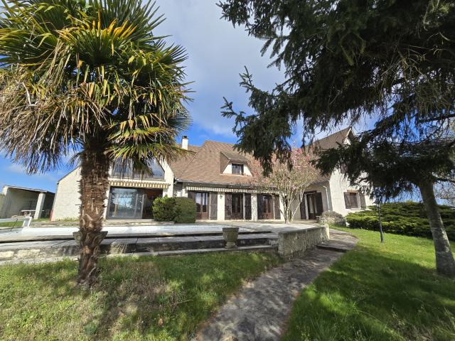 Maison 6 pièces 204 m²