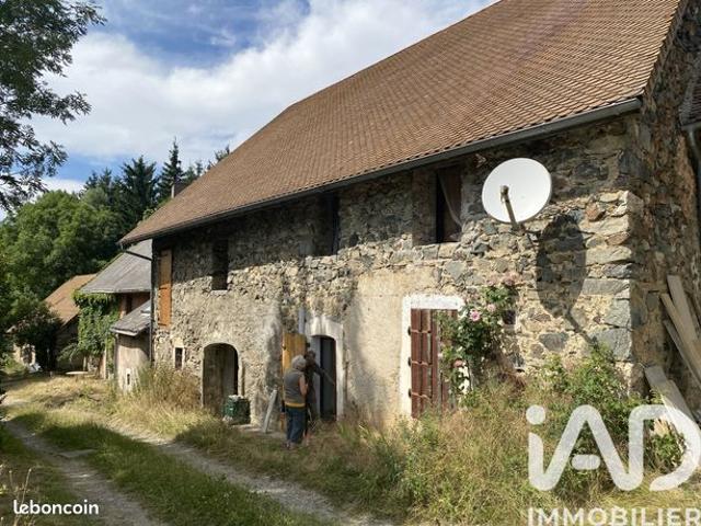 Maison 6 pièces 204 m²