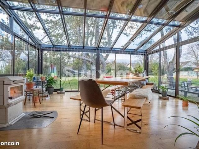 Maison 6 pièces 204 m²